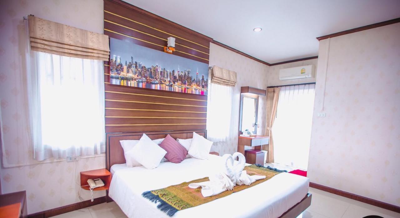 Bander Hotel Phu Khieo Exterior photo